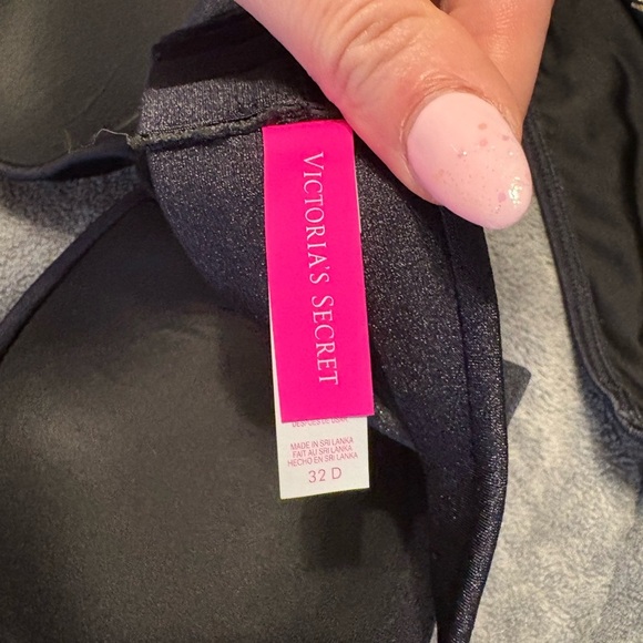 Victoria's Secret Black Bikini Set - Picture 2 of 5